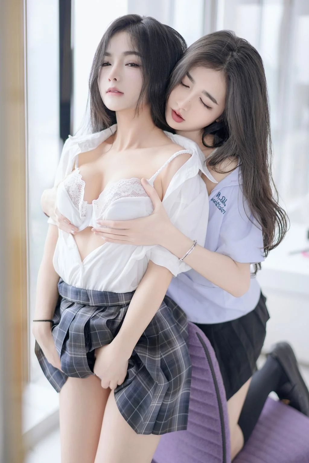 [内购无水印] 鱼子酱Fish & 谭小灵 双人JK 108P 第33张（鱼子酱Fish & 谭小灵）