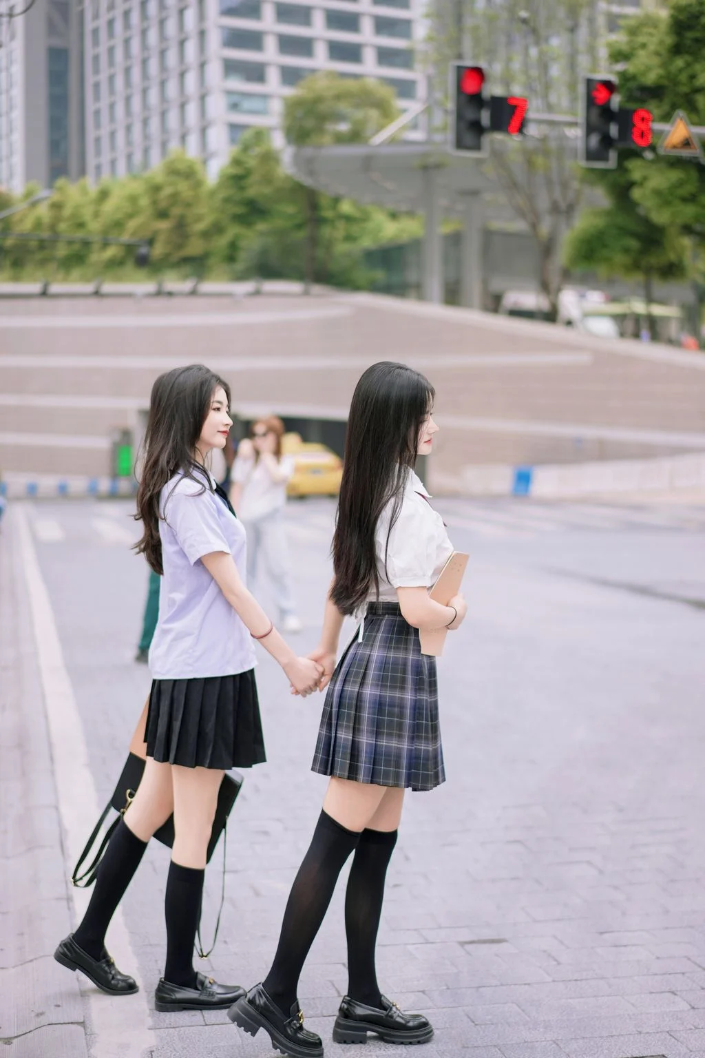 [内购无水印] 鱼子酱Fish & 谭小灵 双人JK 108P 第4张（鱼子酱Fish & 谭小灵）