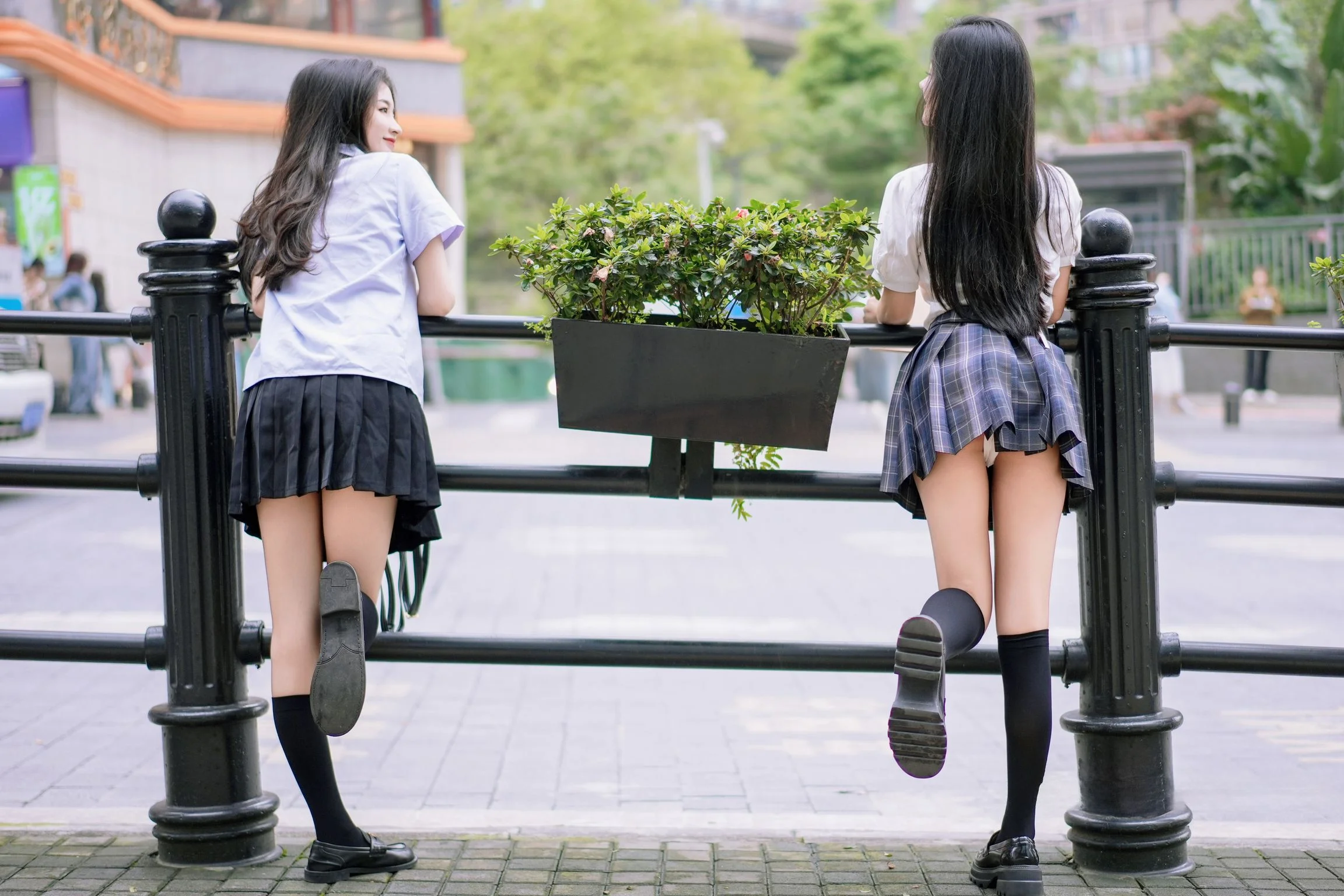 [内购无水印] 鱼子酱Fish & 谭小灵 双人JK 108P 第6张（鱼子酱Fish & 谭小灵）