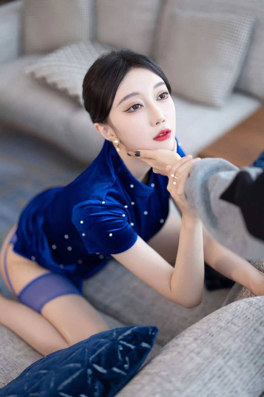 [内购无水印] 玥儿玥er 蓝色短裙 91P 第35张（玥儿玥er）