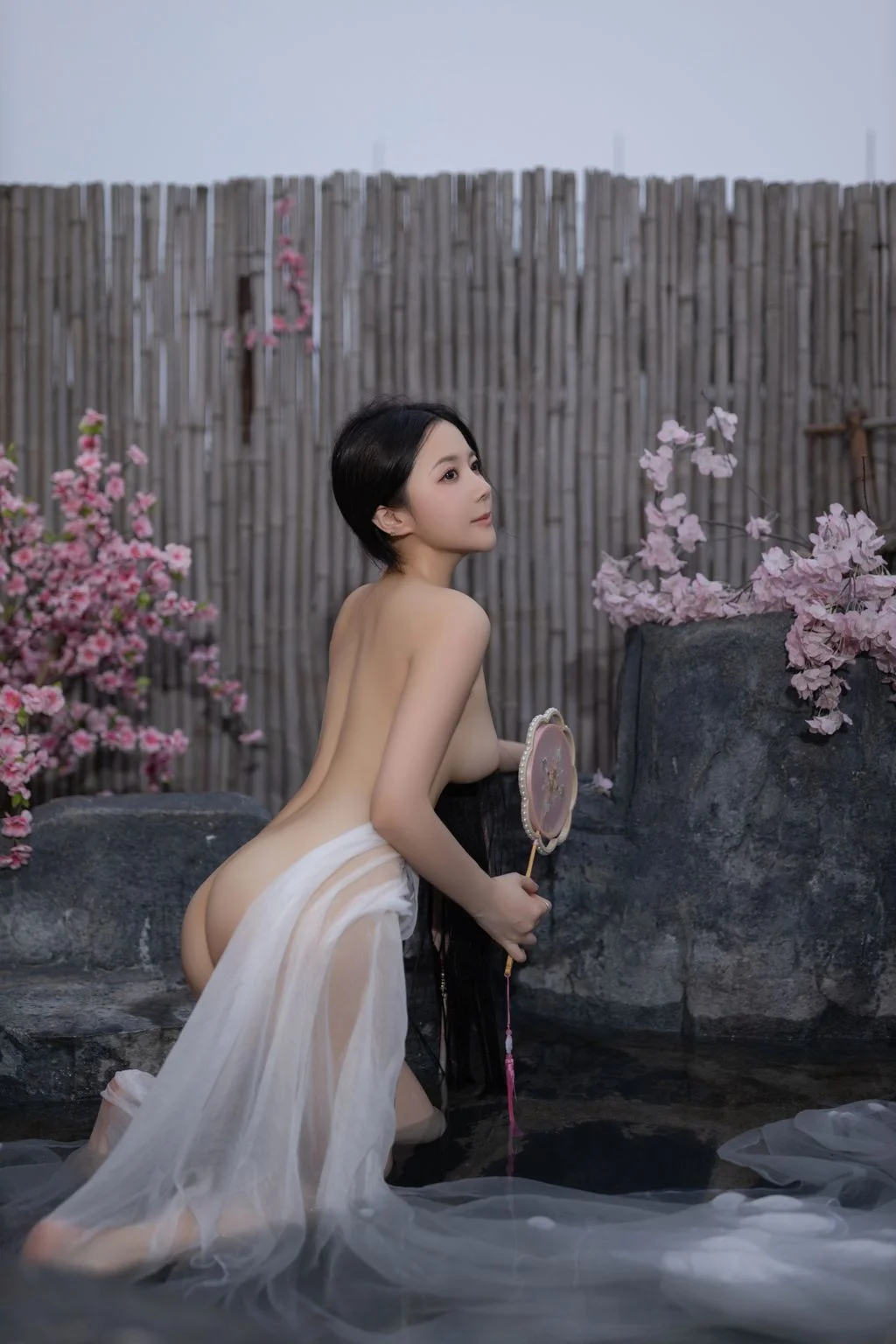 [内购无水印] 鱼子酱Fish 花想容 120P 第118张（鱼子酱Fish）