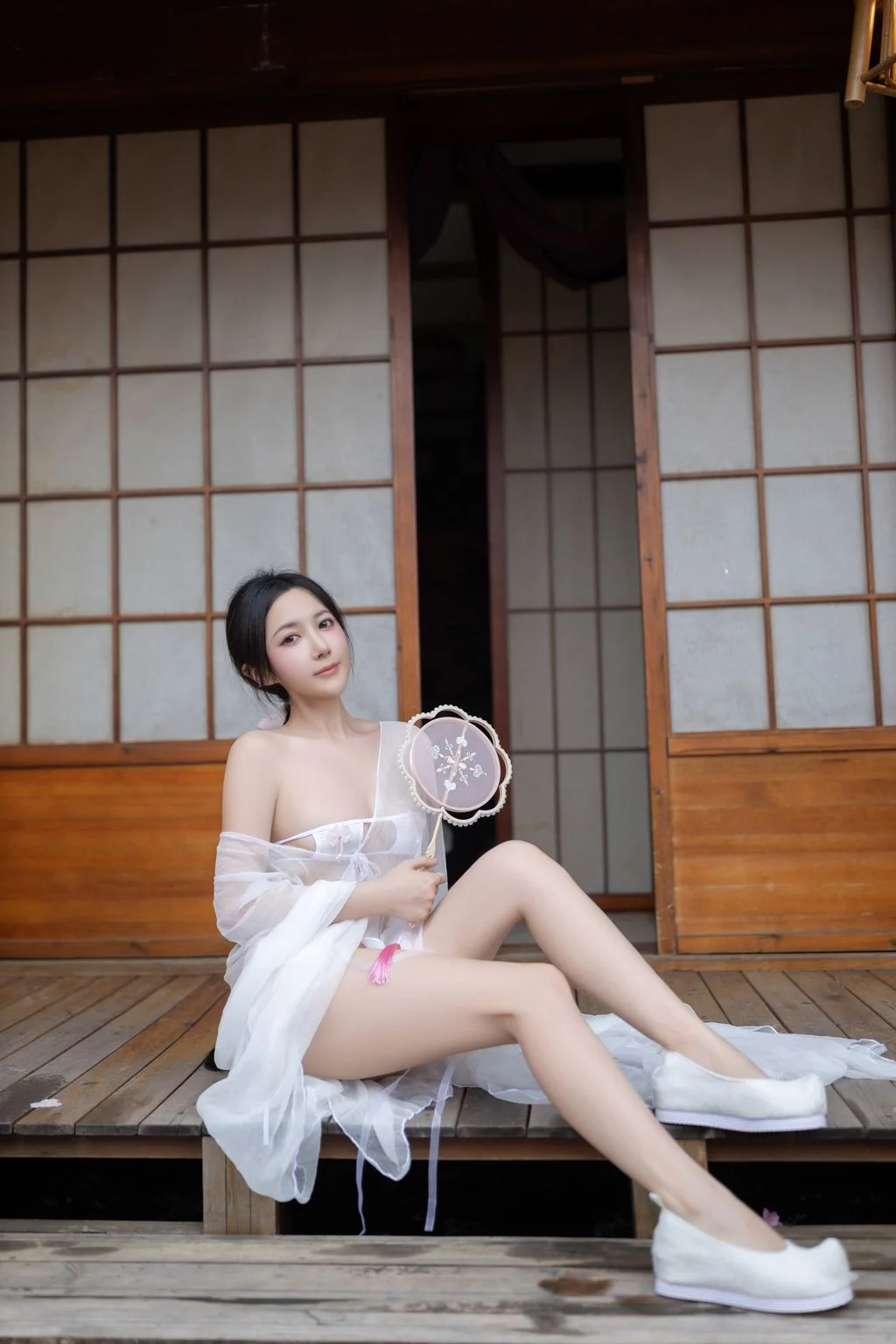 [内购无水印] 鱼子酱Fish 花想容 120P 第6张（鱼子酱Fish）