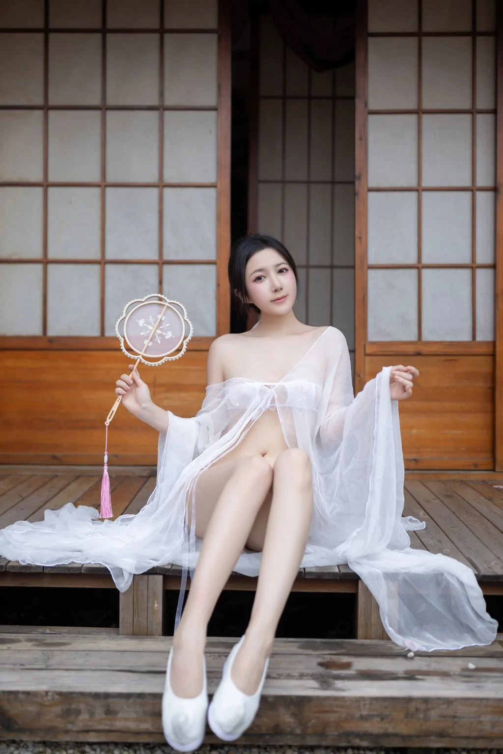 [内购无水印] 鱼子酱Fish 花想容 120P 第9张（鱼子酱Fish）