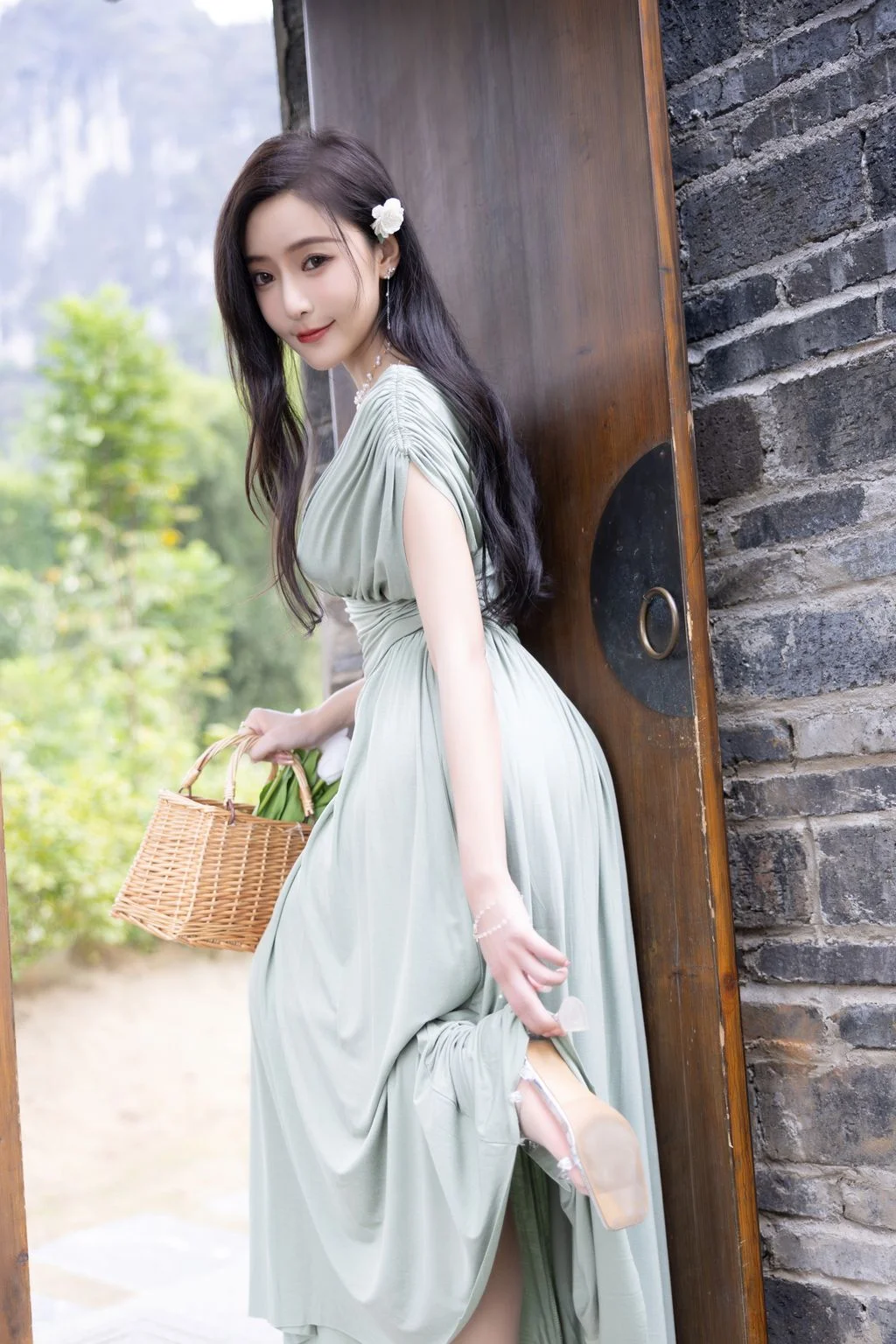 [内购无水印] 王馨瑶Yanni 豆绿色连衣裙白色泳衣 108P 第14张（王馨瑶Yanni）