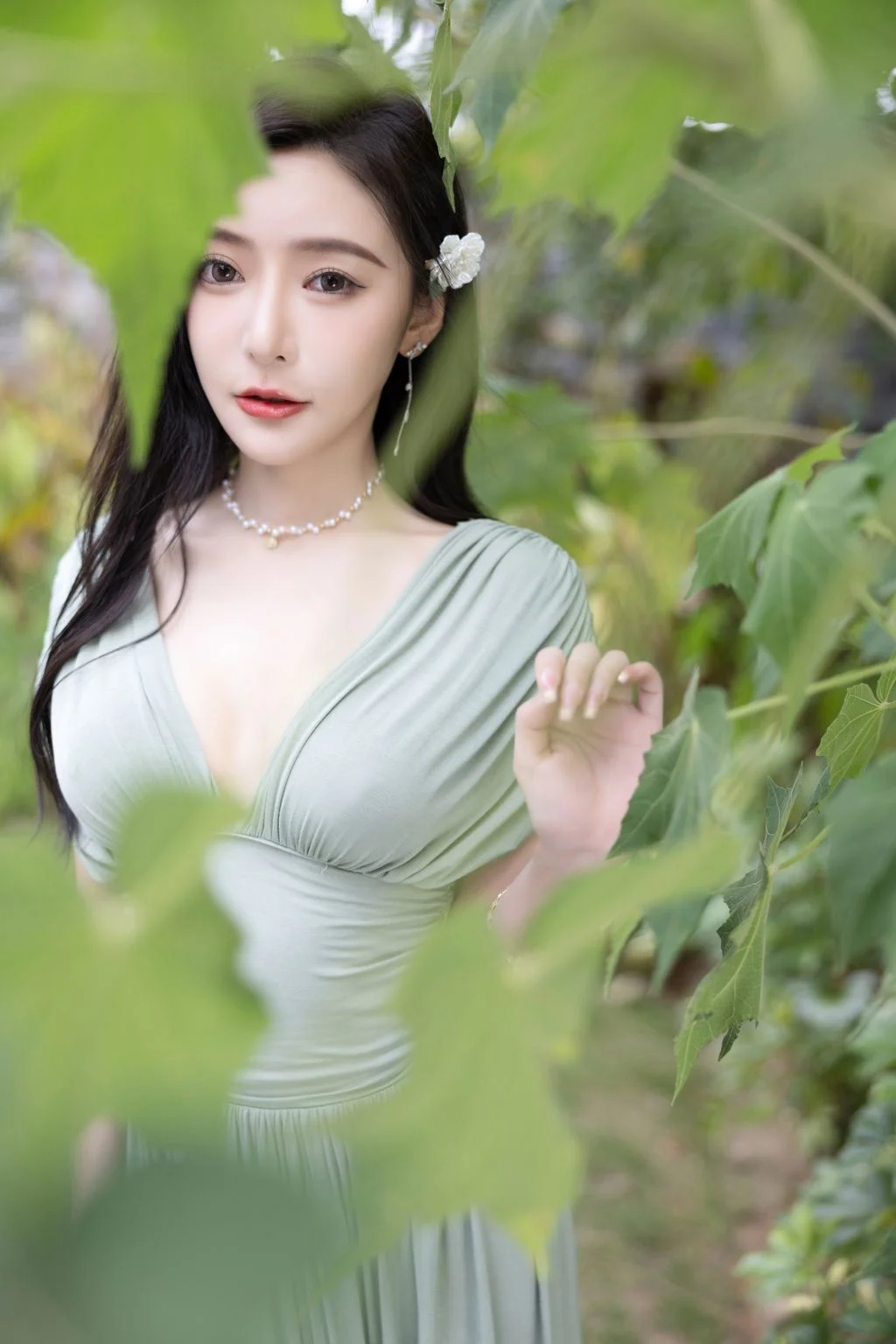 [内购无水印] 王馨瑶Yanni 豆绿色连衣裙白色泳衣 108P 第17张（王馨瑶Yanni）