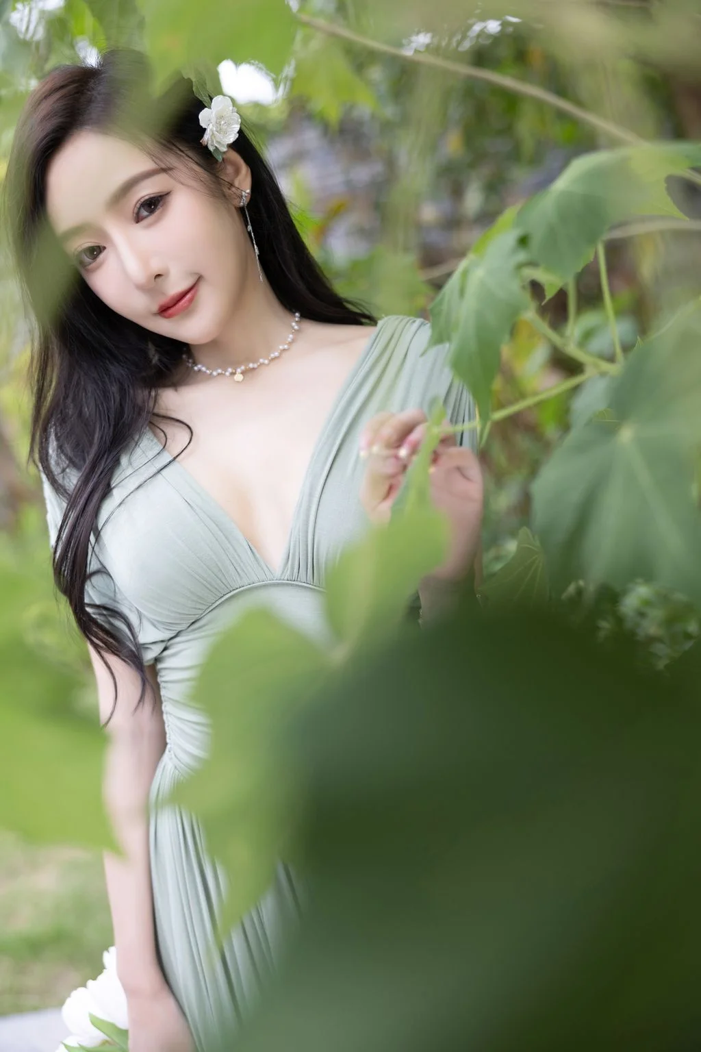 [内购无水印] 王馨瑶Yanni 豆绿色连衣裙白色泳衣 108P 第18张（王馨瑶Yanni）