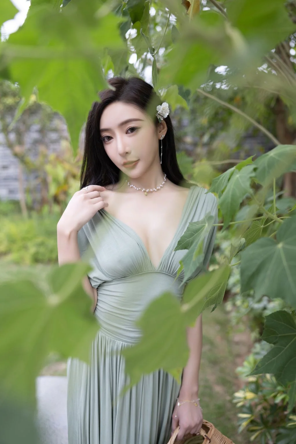 [内购无水印] 王馨瑶Yanni 豆绿色连衣裙白色泳衣 108P 第19张（王馨瑶Yanni）