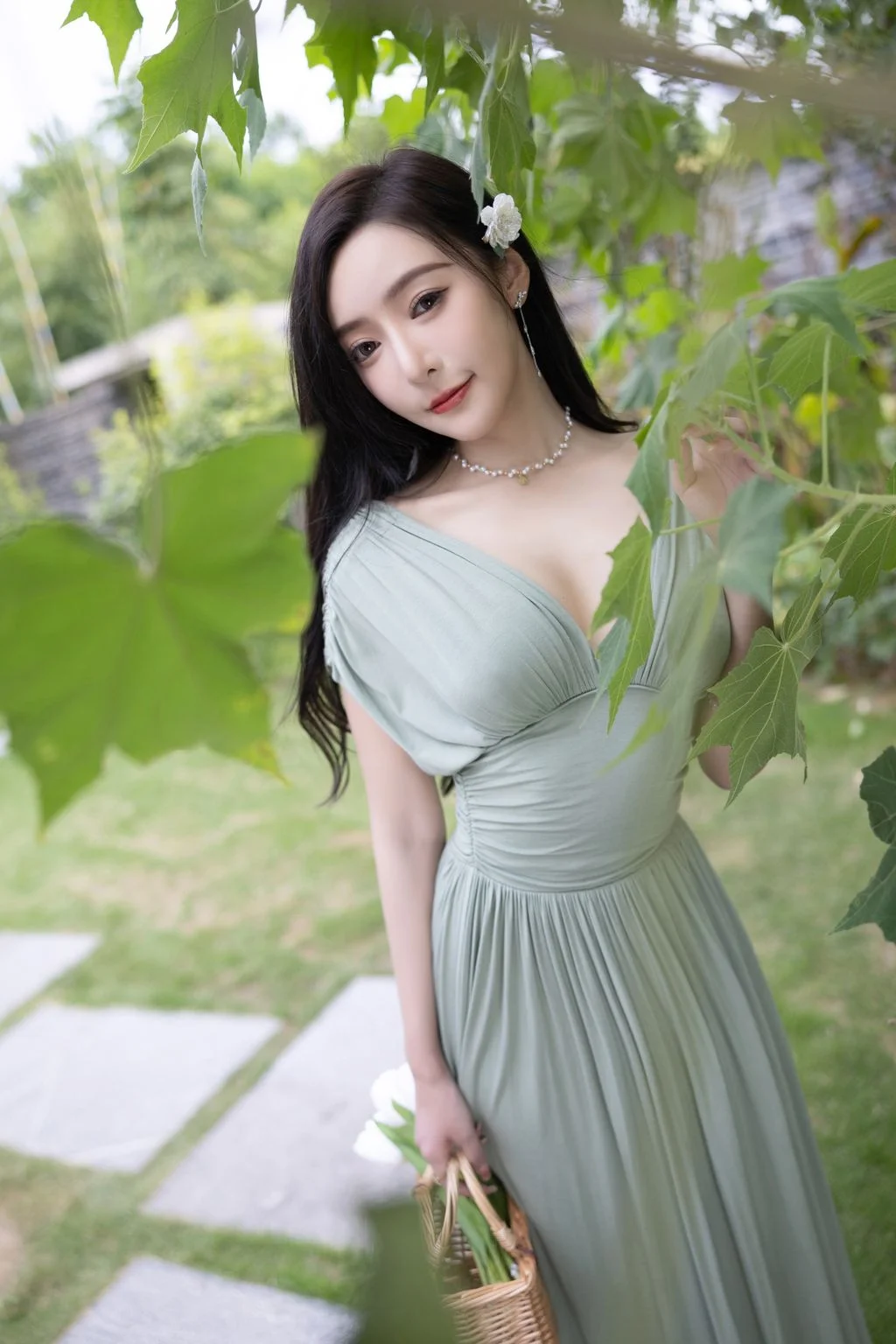 [内购无水印] 王馨瑶Yanni 豆绿色连衣裙白色泳衣 108P 第20张（王馨瑶Yanni）
