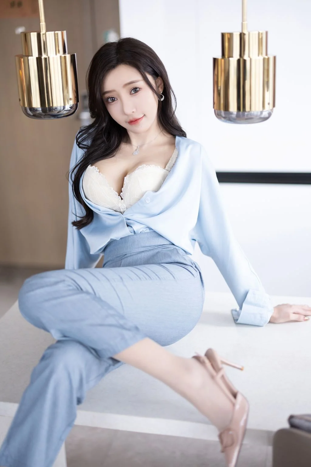 [内购无水印] 王馨瑶Yanni 灰蓝色西裤配丝绸上衣 97P 第28张（王馨瑶Yanni）