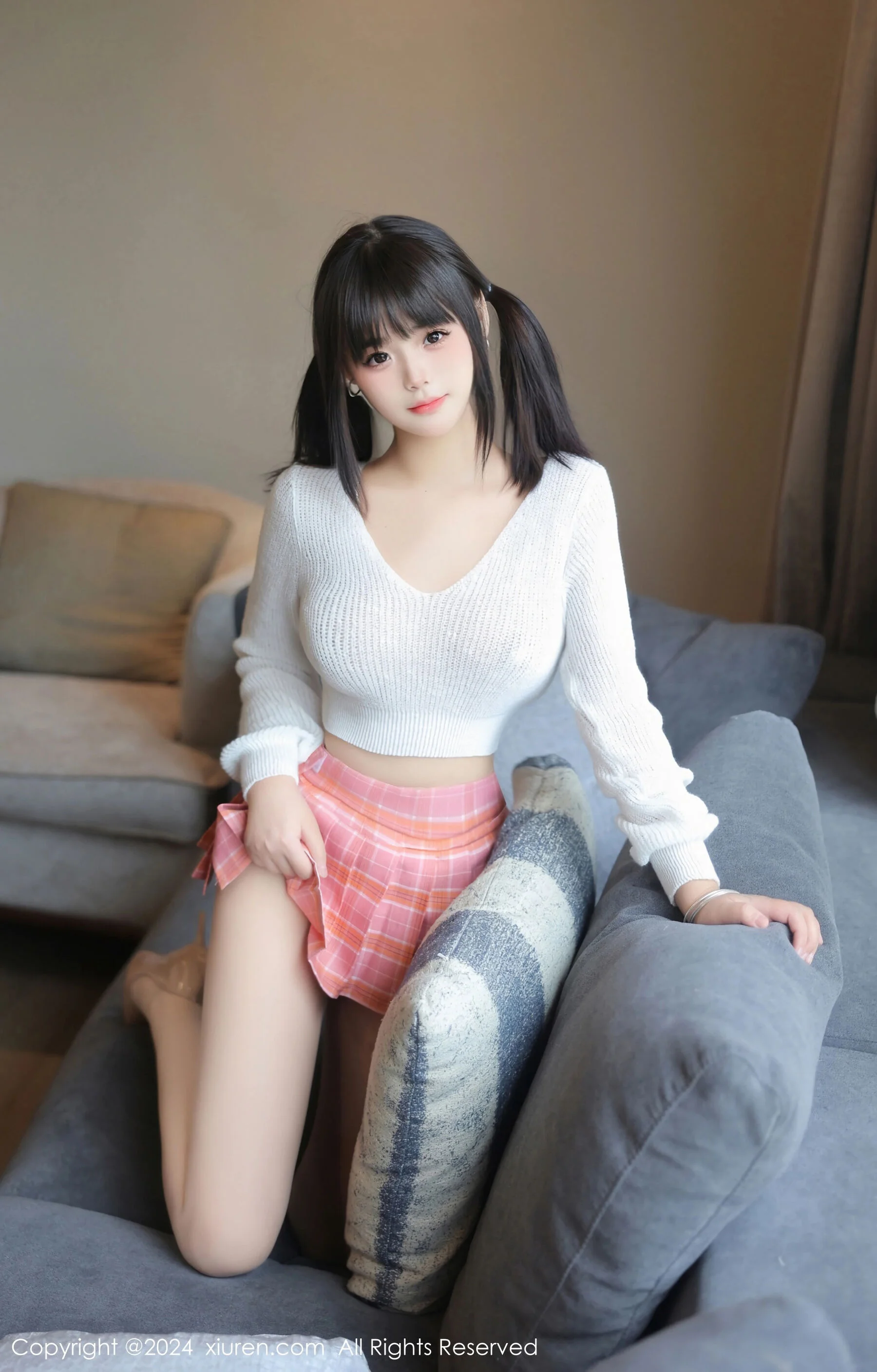 [秀人网] 徐若兮 Vol. 08404 83P 第2张（徐若兮）