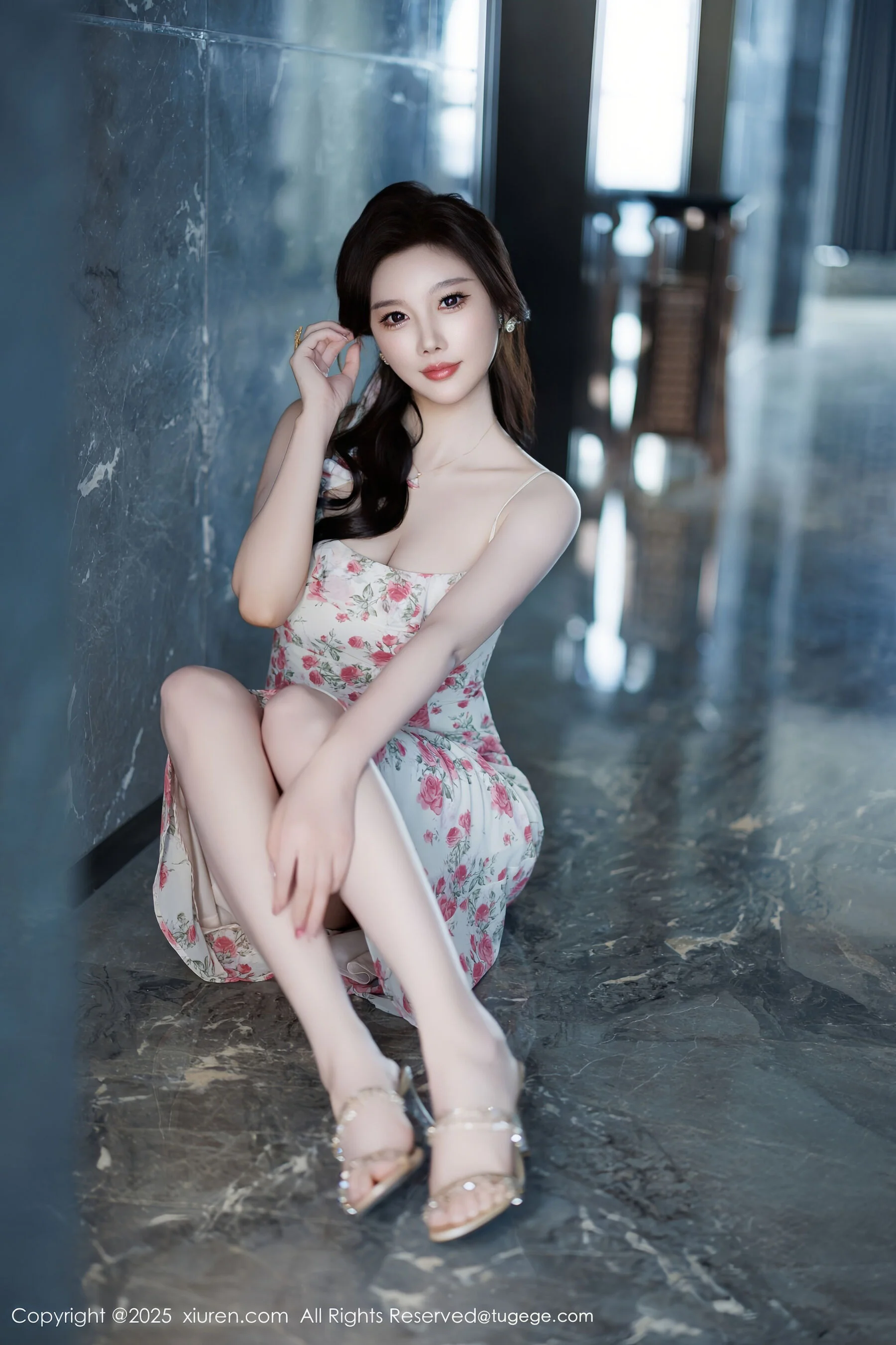 [秀人网] 杨晨晨 Vol. 10977 93P 第3张（杨晨晨）