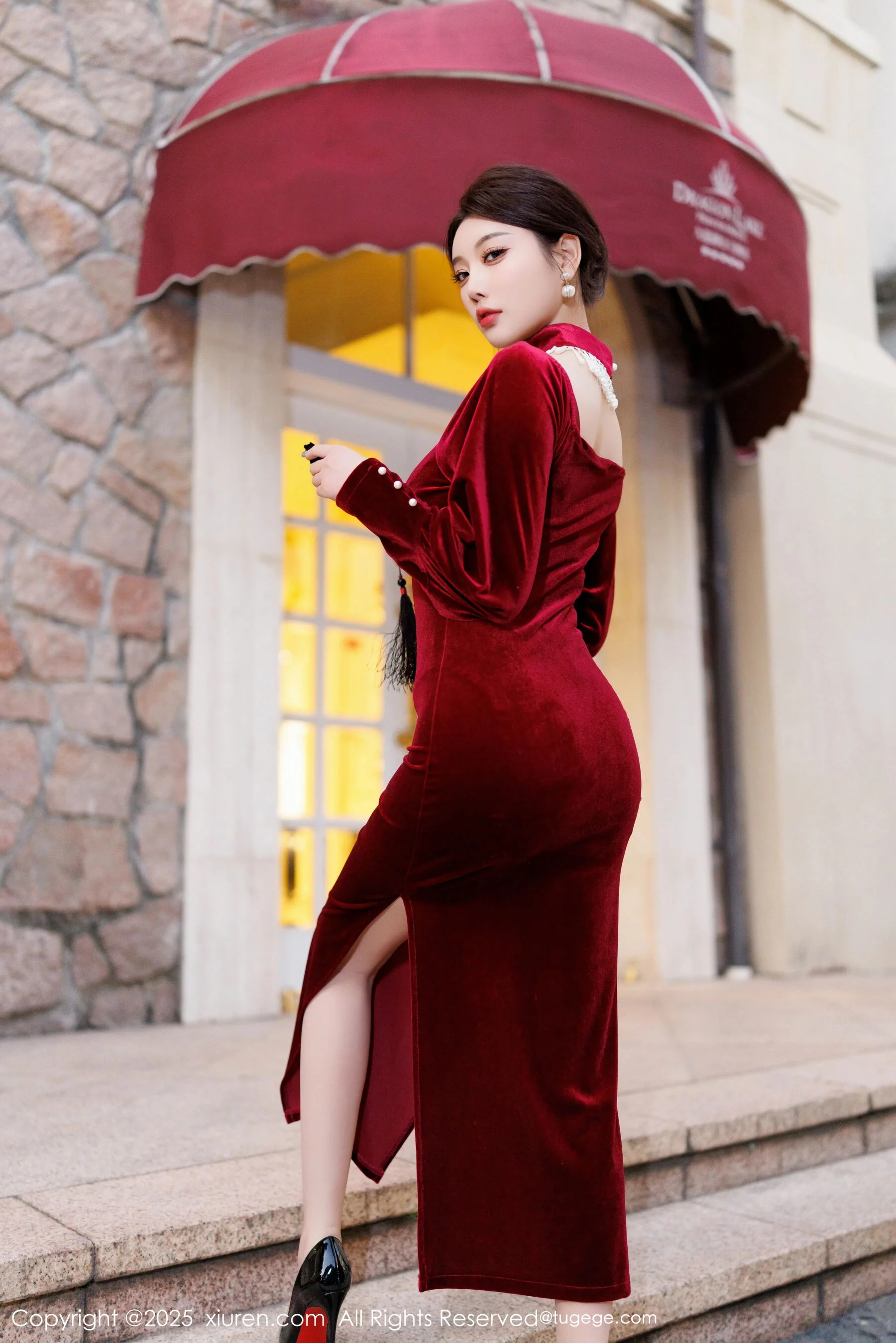 [秀人网] 杨晨晨 Vol. 09831 91P 第9张（杨晨晨）