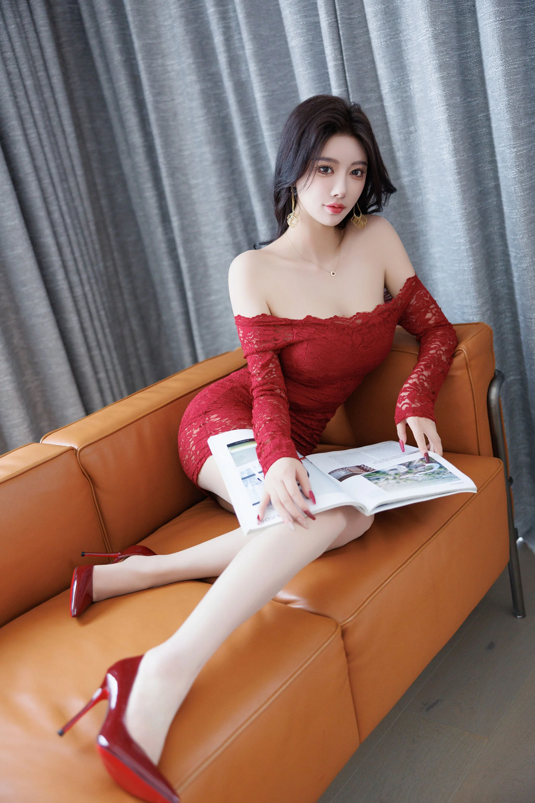 [私购流出] 杨晨晨 Vol. 9456 102P 第10张（杨晨晨）