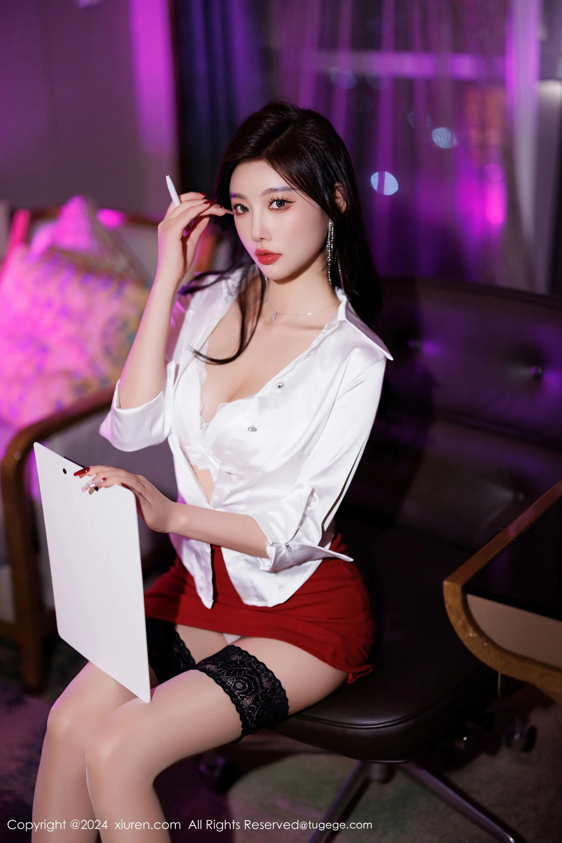 [秀人网] 杨晨晨 Vol. 09565 81P 第18张（杨晨晨）