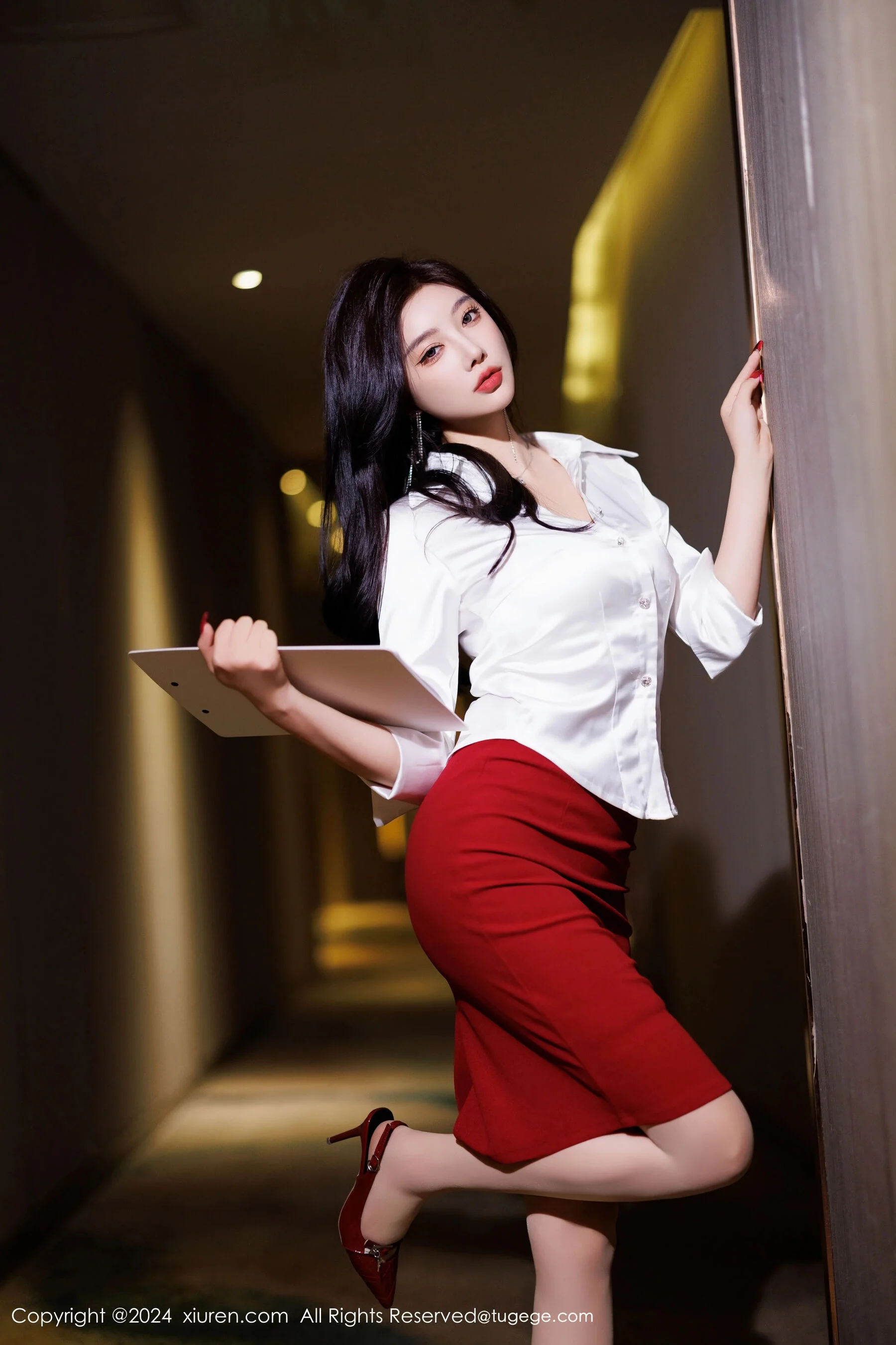 [秀人网] 杨晨晨 Vol. 09565 81P 第8张（杨晨晨）