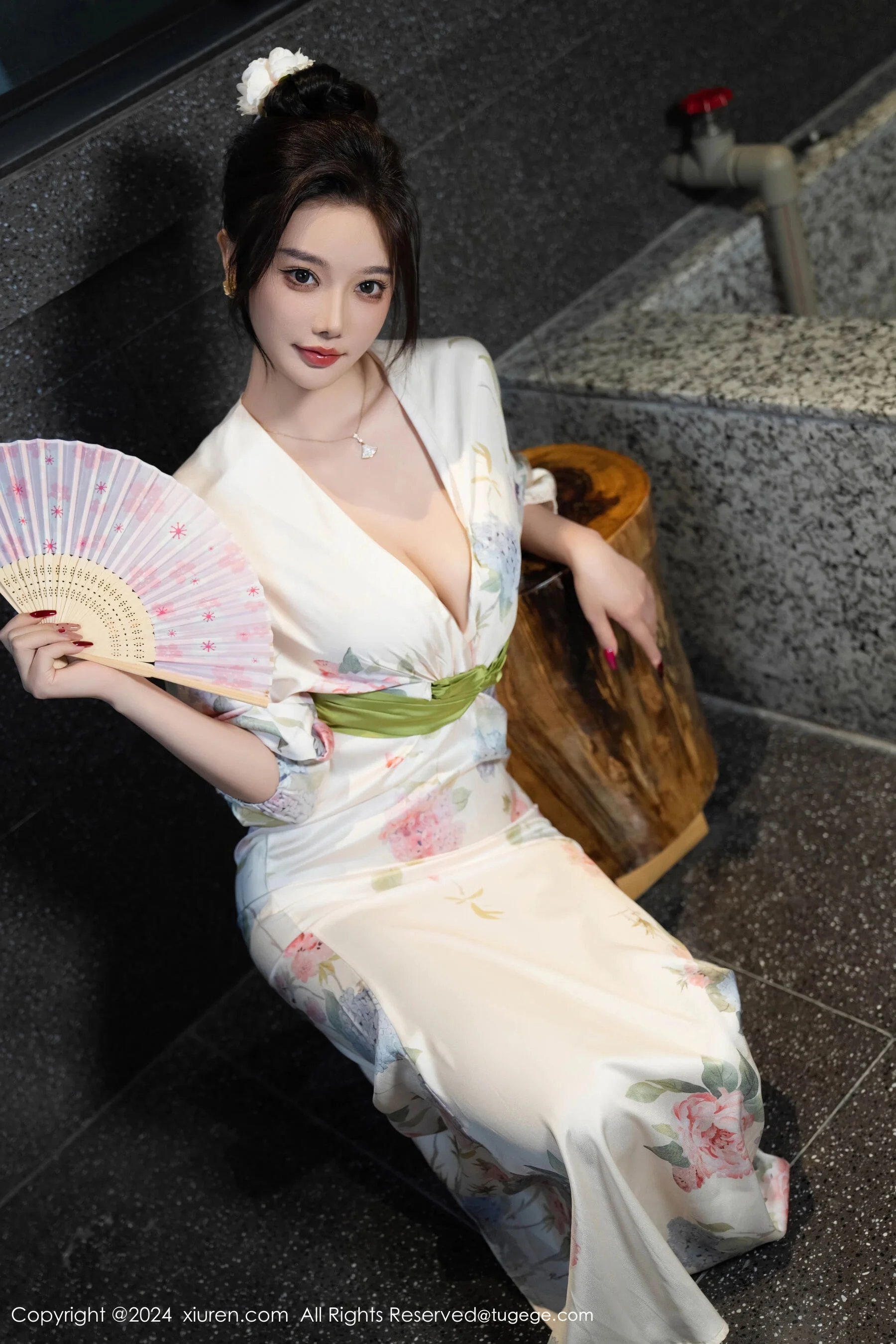 [秀人网] 杨晨晨 Vol. 09470 100P 第25张（杨晨晨）