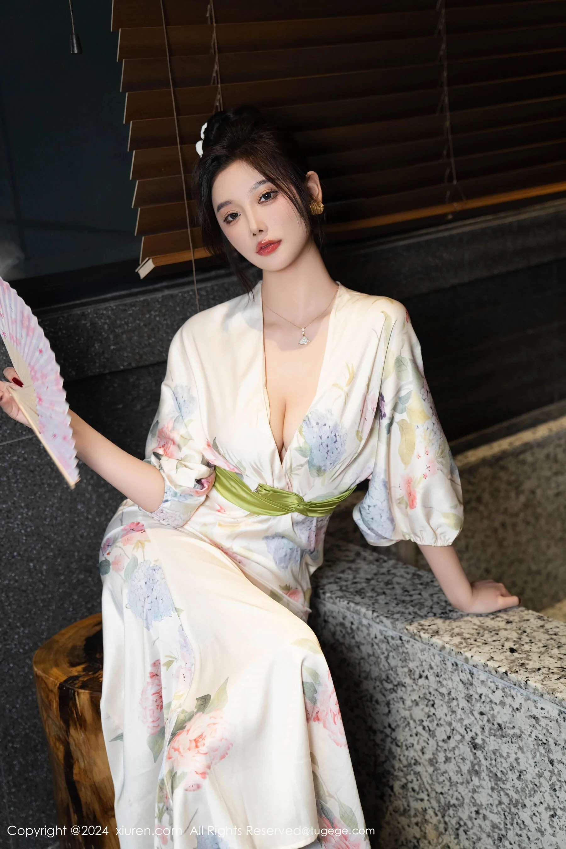 [秀人网] 杨晨晨 Vol. 09470 100P 第26张（杨晨晨）