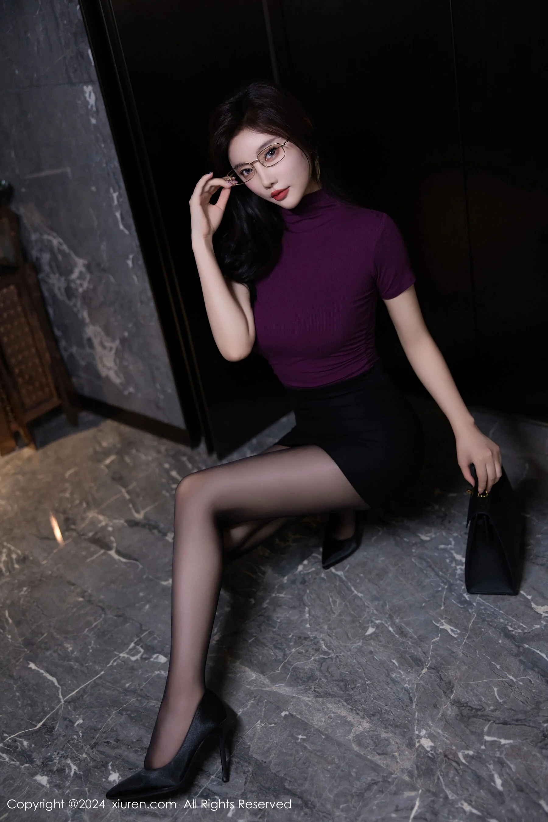 [秀人网] 杨晨晨 Vol. 09421 81P 第15张（杨晨晨）