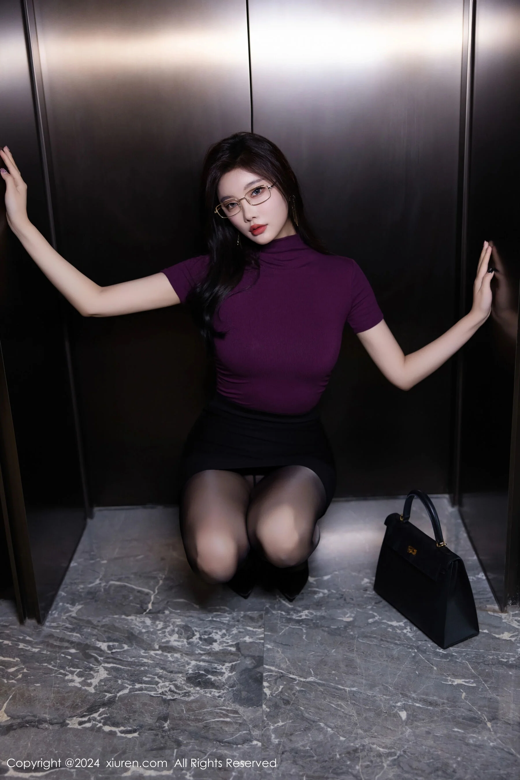 [秀人网] 杨晨晨 Vol. 09421 81P 第18张（杨晨晨）
