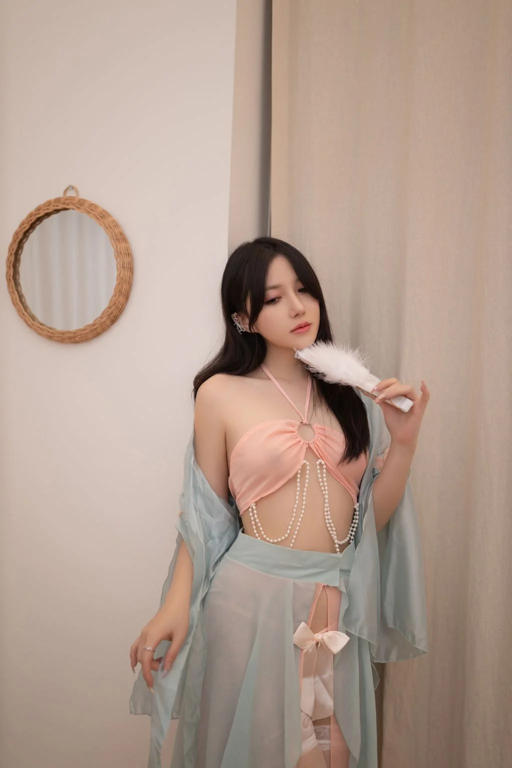[内购无水印] 鱼子酱Fish 小桃红 120P 第4张（鱼子酱Fish）