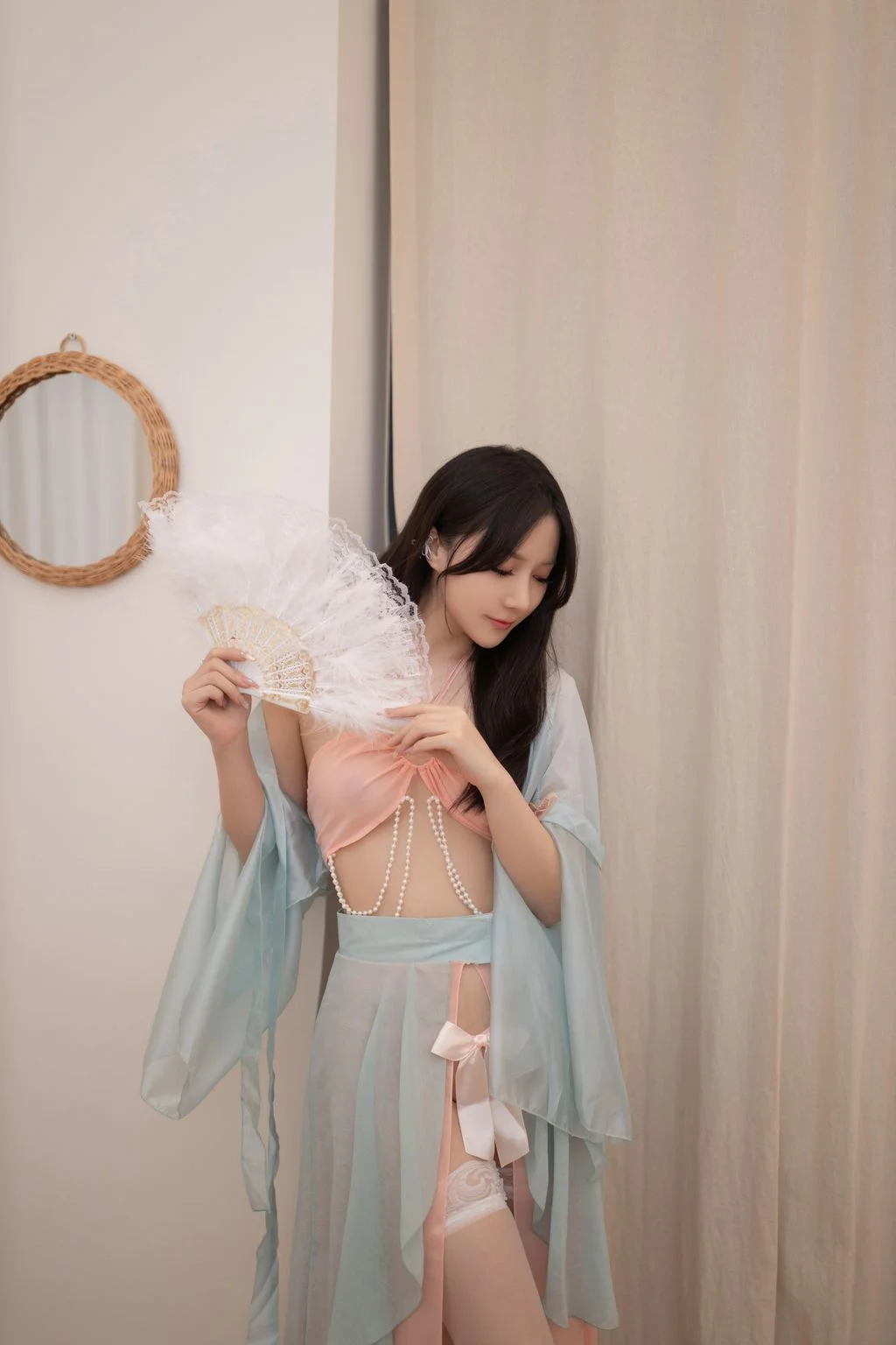 [内购无水印] 鱼子酱Fish 小桃红 120P 第6张（鱼子酱Fish）