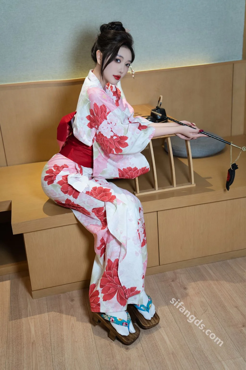 [内购无水印] 杨晨晨 和服日系风 性感撩人尤物 106P 第12张（杨晨晨）