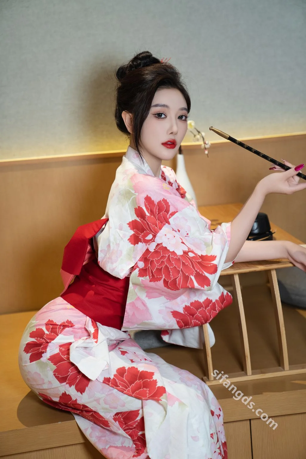 [内购无水印] 杨晨晨 和服日系风 性感撩人尤物 106P 第18张（杨晨晨）