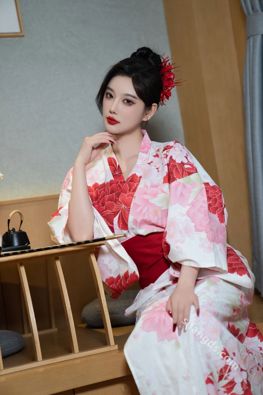 [内购无水印] 杨晨晨 和服日系风 性感撩人尤物 106P 第31张（杨晨晨）