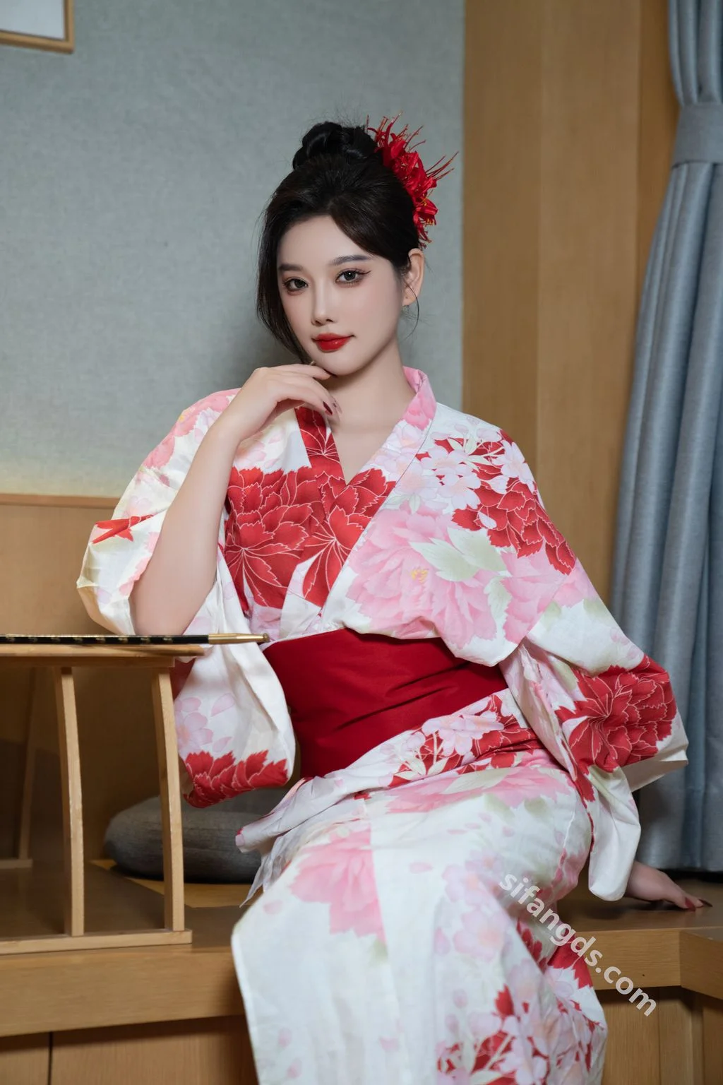 [内购无水印] 杨晨晨 和服日系风 性感撩人尤物 106P 第32张（杨晨晨）