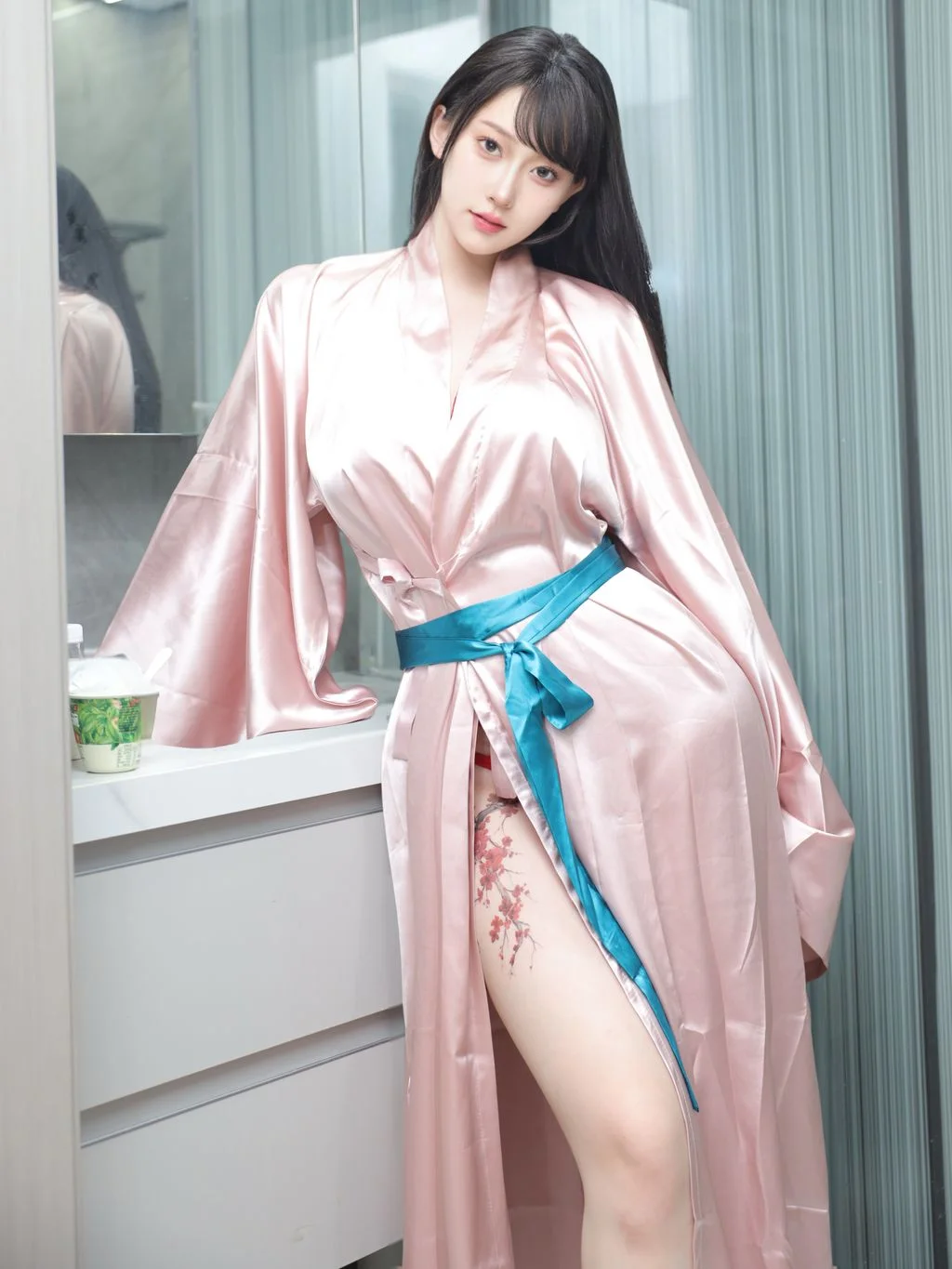 [内购无水印] 李沁恩lrene 浴室泳衣 85P 第3张（李沁恩lrene）
