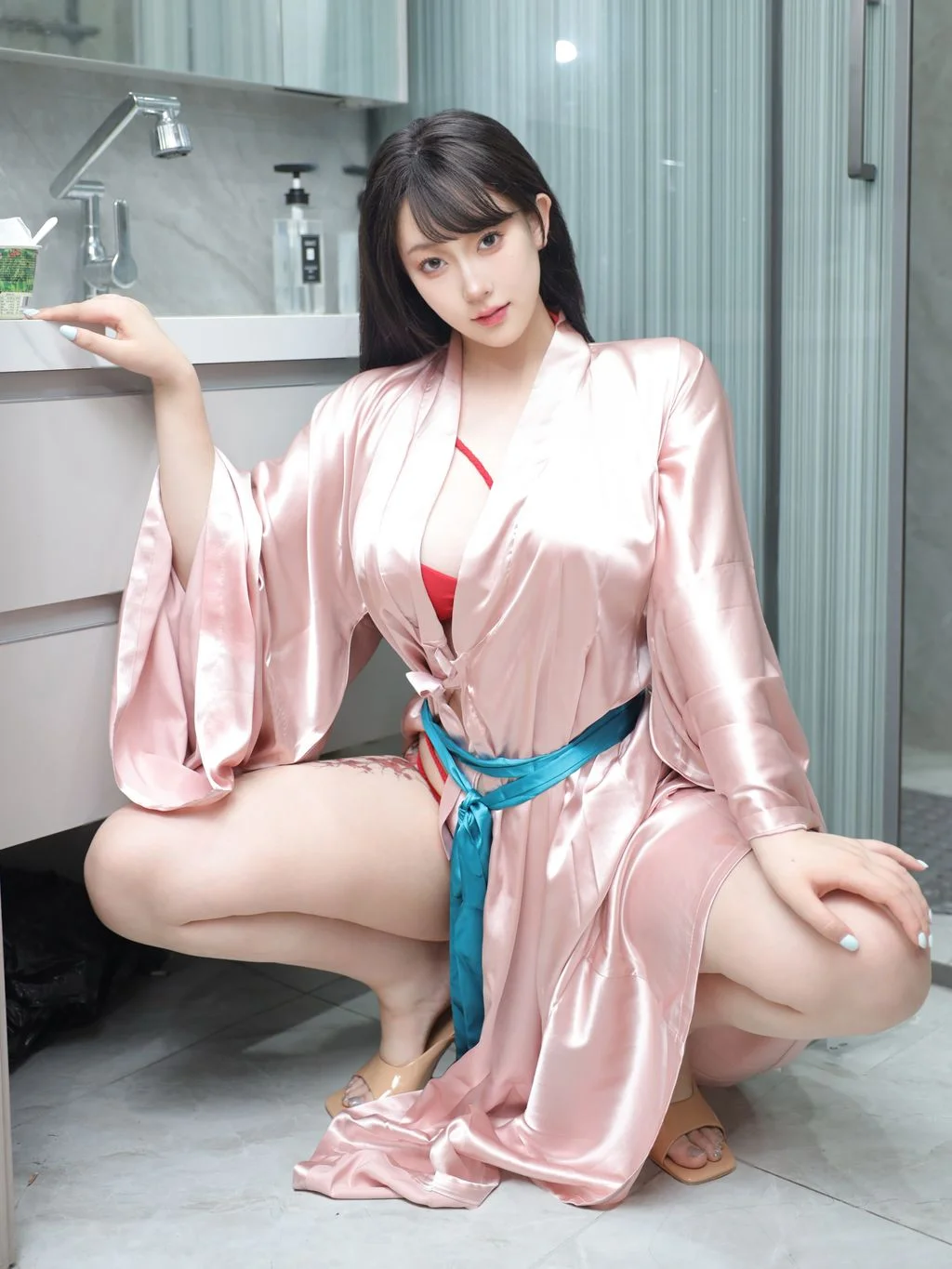 [内购无水印] 李沁恩lrene 浴室泳衣 85P 第6张（李沁恩lrene）