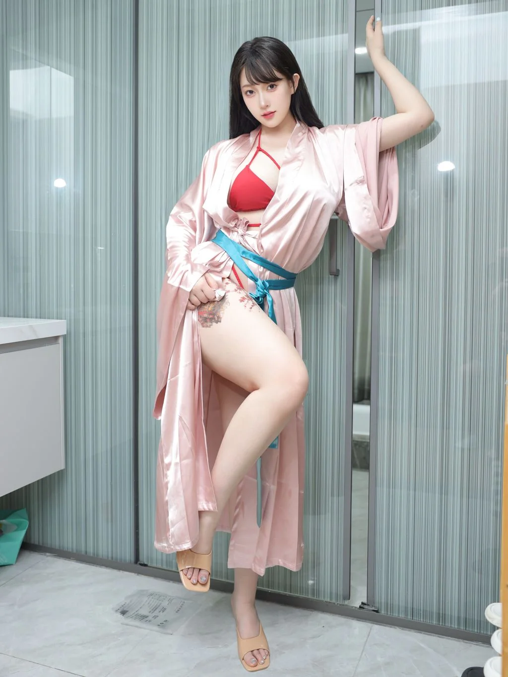 [内购无水印] 李沁恩lrene 浴室泳衣 85P 第8张（李沁恩lrene）