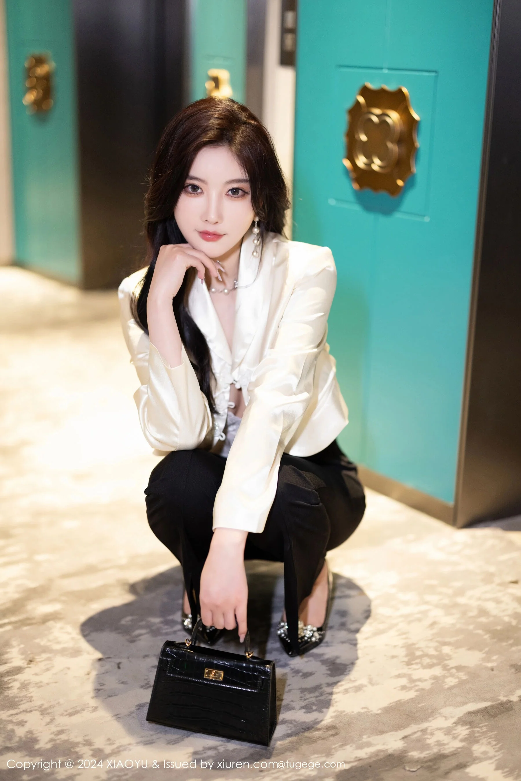 [语画界] 杨晨晨 Vol. 1233 81P 第10张（杨晨晨）