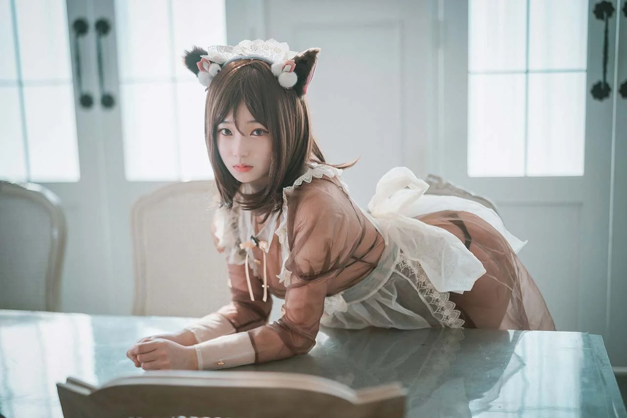 DJAWA Photo Bambi(밤비) Pure Marron (Maid) 44P 第14张（Bambi(밤비) Pure Marron (Maid)）