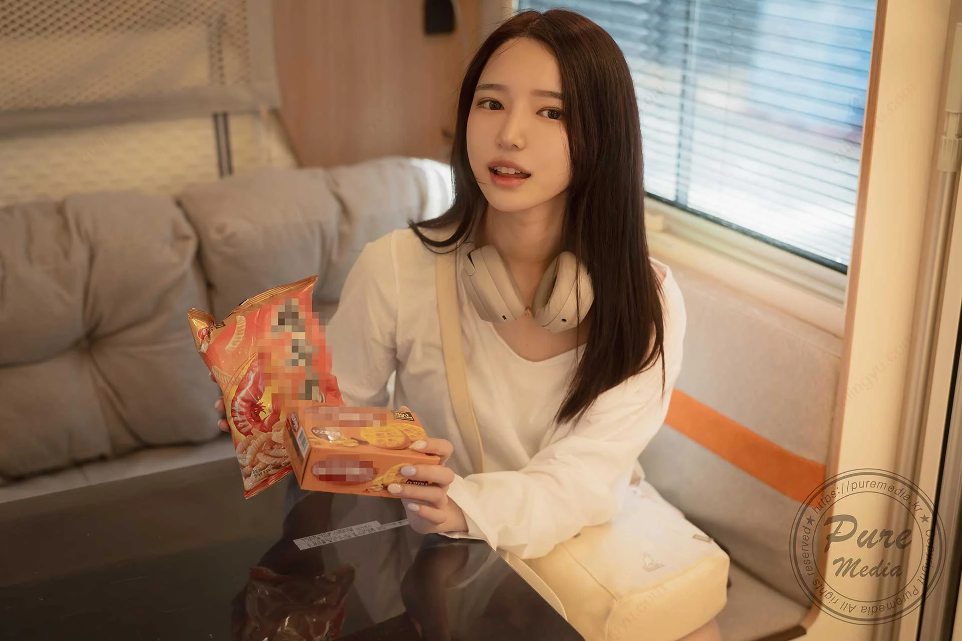 Pure Media Vol.287 Yeha (예하) - Sex Vacation In Camping Car 182P1V 第105张（Yeha (예하)）