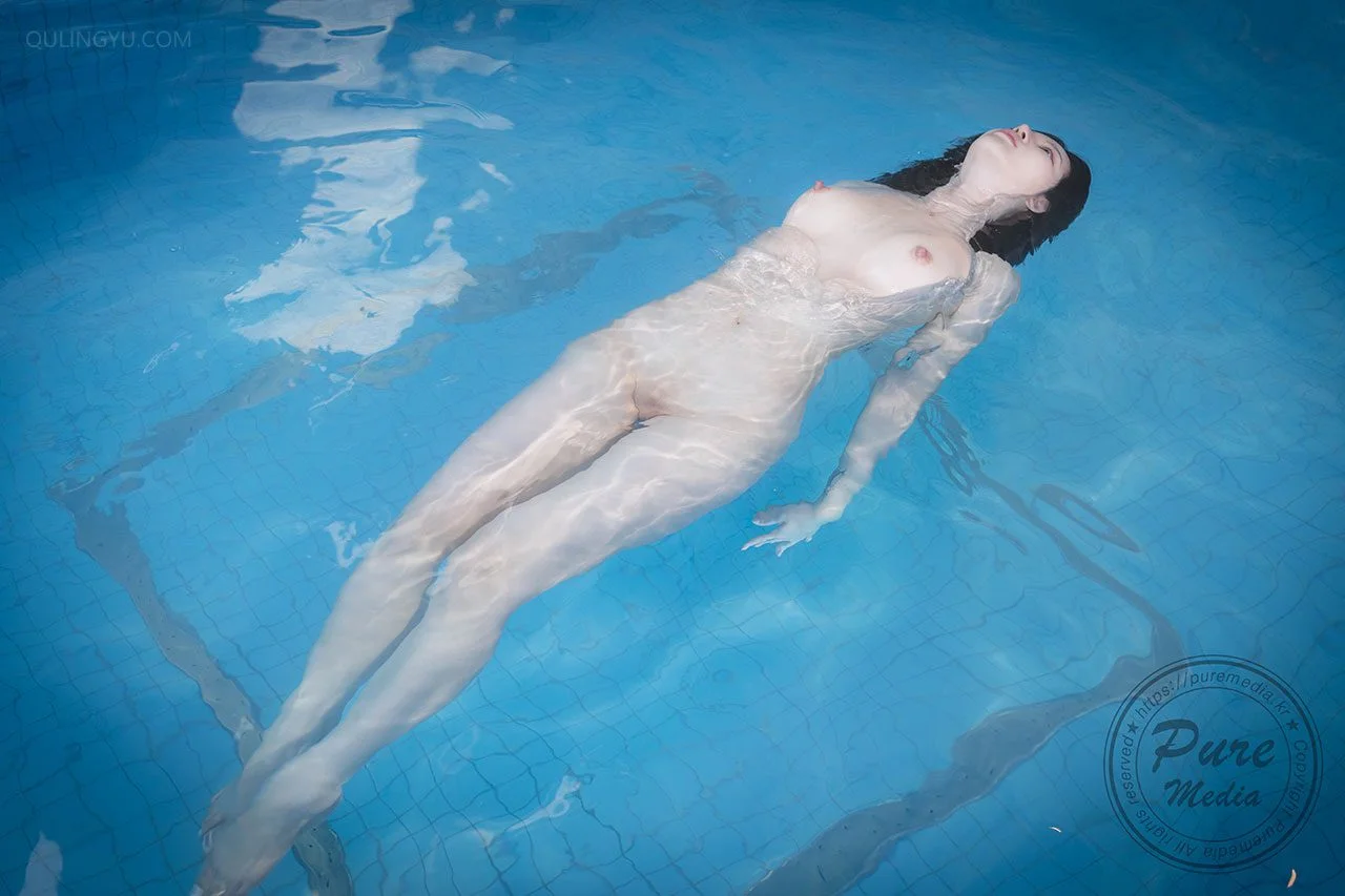 Pure Media Vol.Yeha (예하) 泳池女友韩系大尺度私拍 158P 第106张（Vol.Yeha (예하) 泳池女友韩系大尺度私拍）