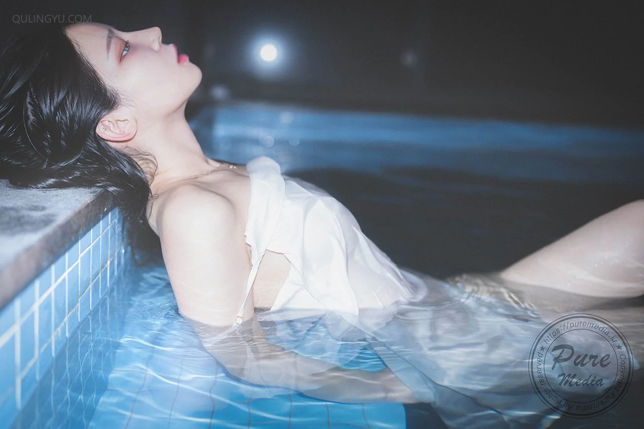 Pure Media Vol.Yeha (예하) 泳池女友韩系大尺度私拍 158P 第18张（Vol.Yeha (예하) 泳池女友韩系大尺度私拍）