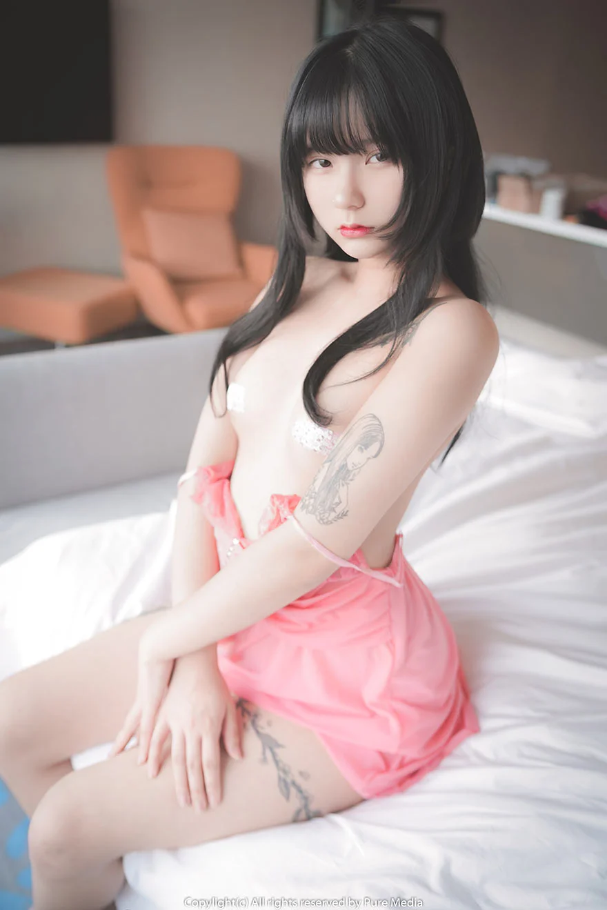 PURE MEDIA《Hizzy히지》[70P] 第3张（《Hizzy히지》）